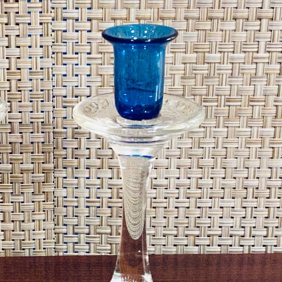 🌟HP🌟VTG 1970-80s Cobalt & Clear Blown Glass Candlesticks - Picture 4 of 10